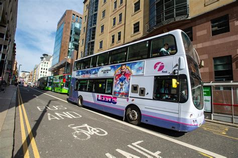 london to manchester bus timetable.